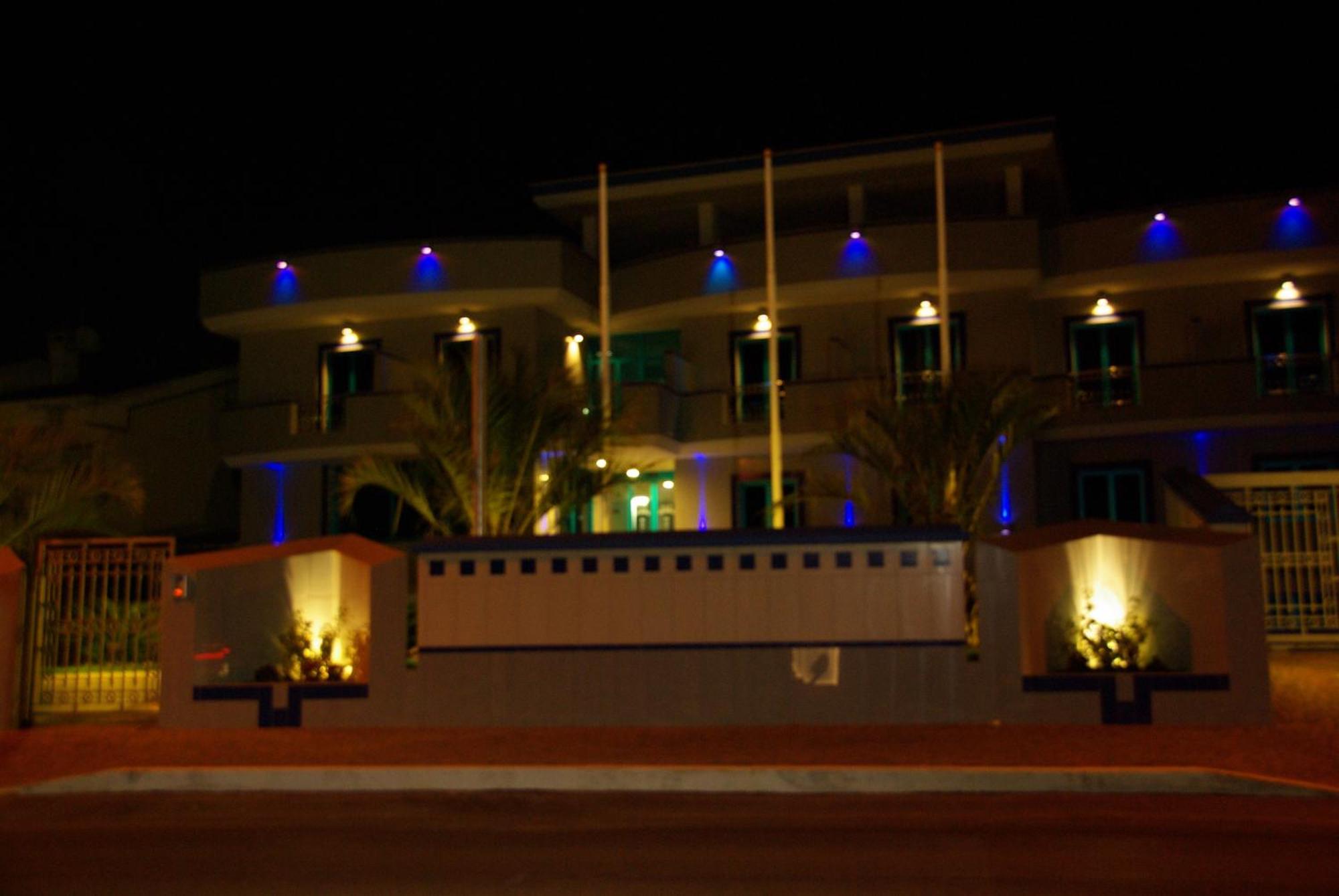 Serpa Hotel Anzio Luaran gambar