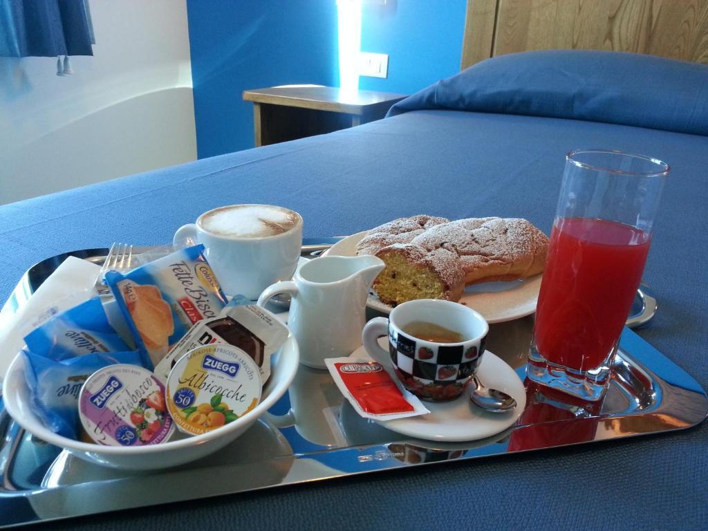 Serpa Hotel Anzio Bilik gambar