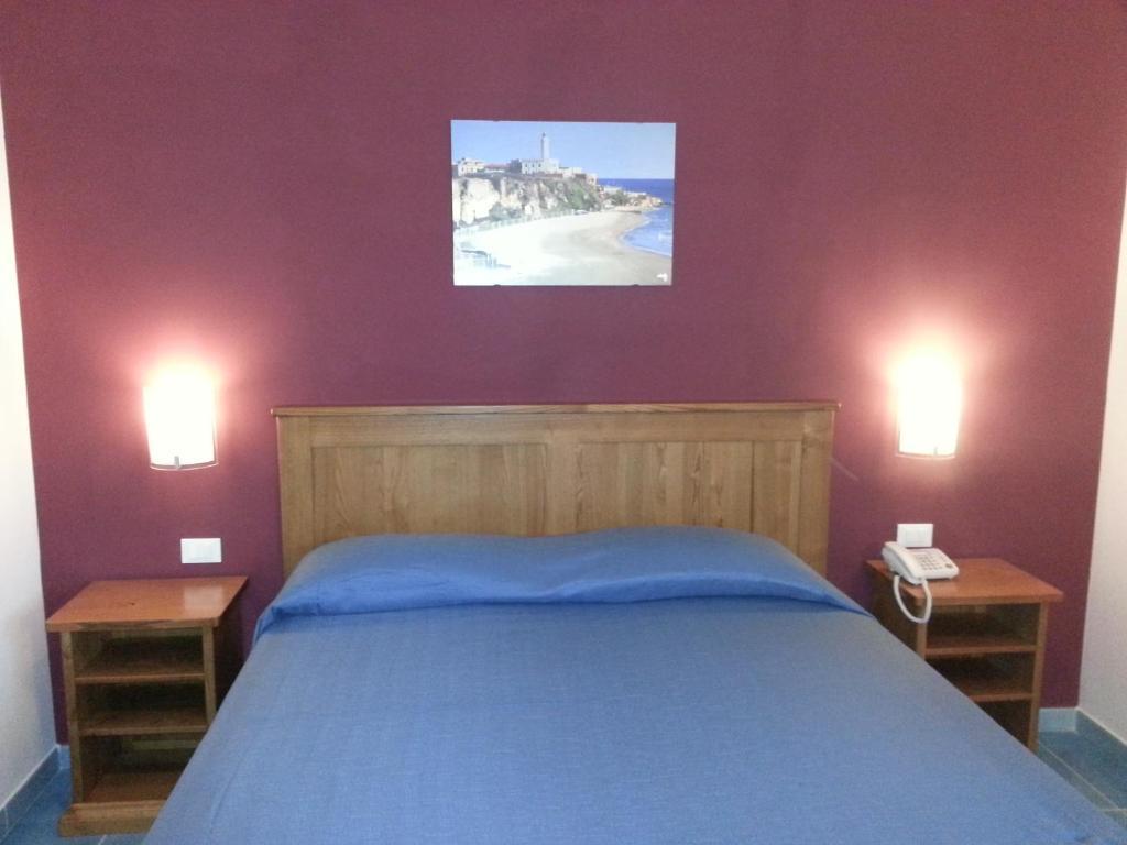 Serpa Hotel Anzio Bilik gambar